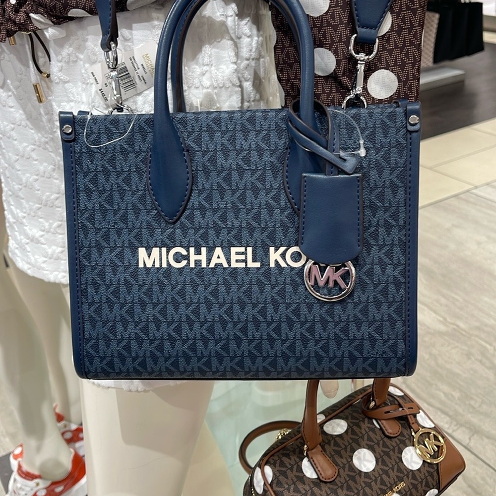 Michael Kors Mirella Small Signature Logo Crossbody Bag
Admiral 
NWT - Picture 7 of 16